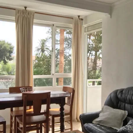 With 2 Bedrooms In Benalmadena, With Pool Access And Terrace Apartment